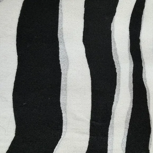 White House Black Market, Black White, Zebra Print, Knee Length, Pencil Skirt-00 - Picture 7 of 9